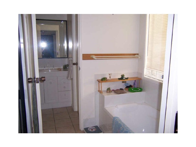 Boyne Island QLD 4680