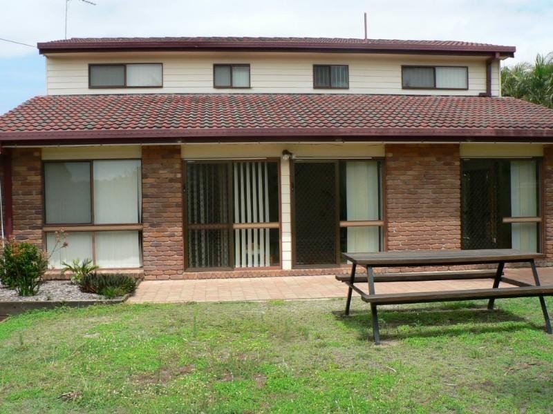 Boyne Island QLD 4680