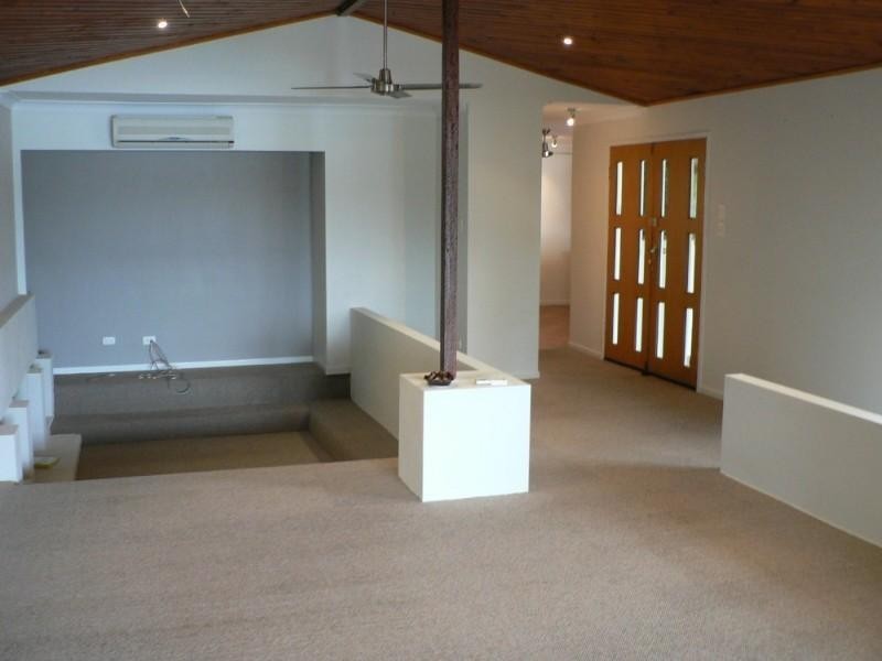 Boyne Island QLD 4680