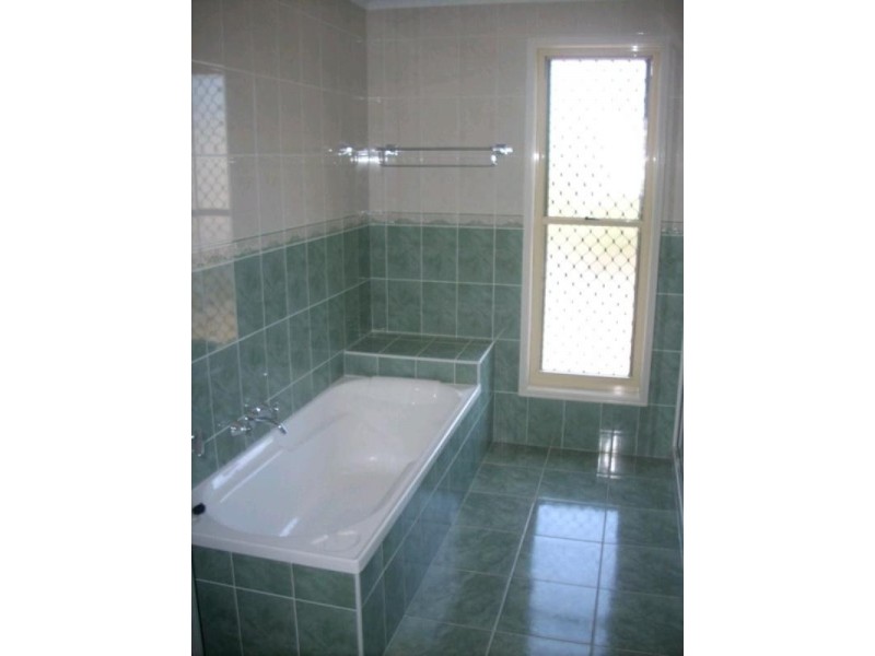 Boyne Island QLD 4680