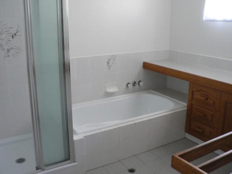 1 Darragh Street, Tannum Sands QLD 4680