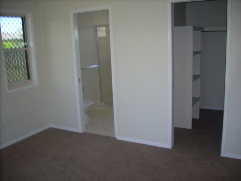 Boyne Island QLD 4680