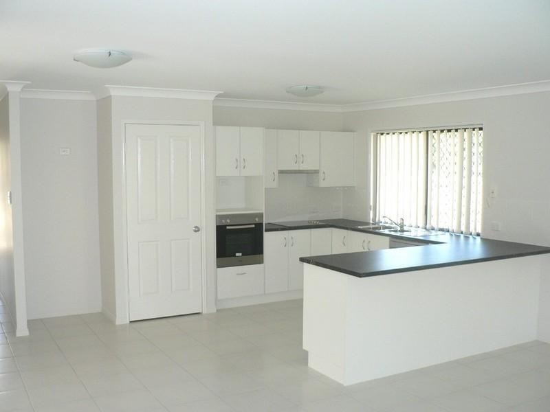 54 Bauhinia Street, Boyne Island QLD 4680