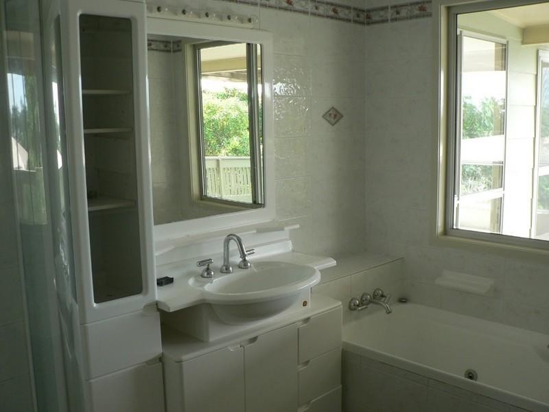 Boyne Island QLD 4680