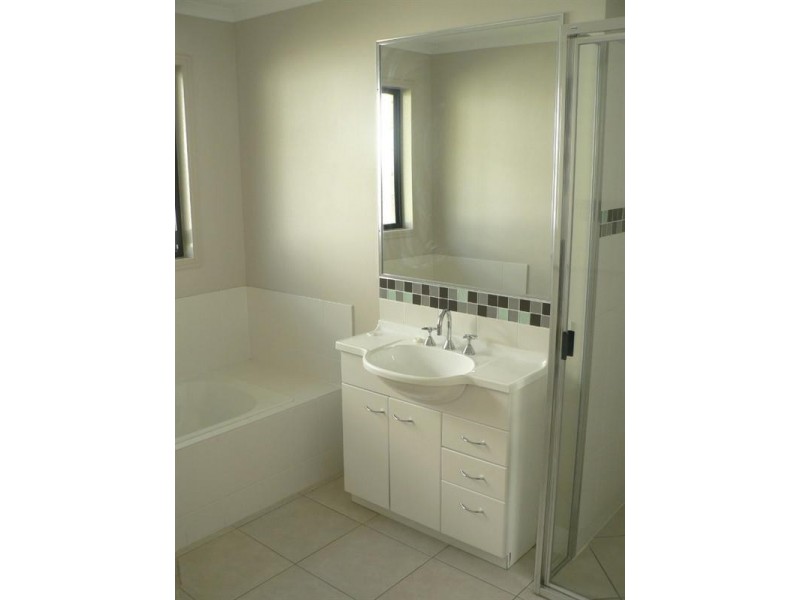 Boyne Island QLD 4680