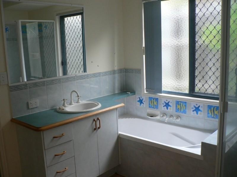 Boyne Island QLD 4680