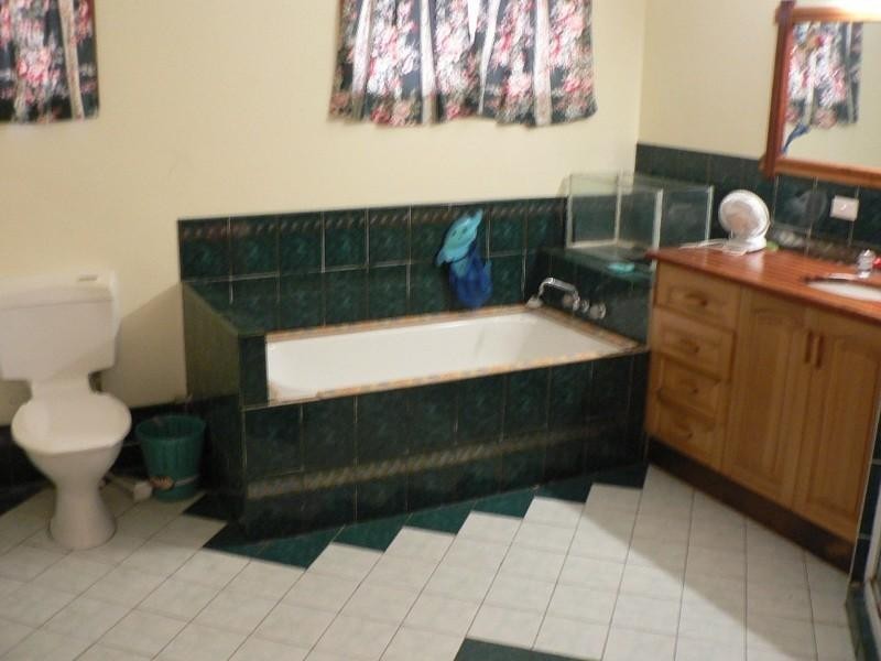 Boyne Island QLD 4680