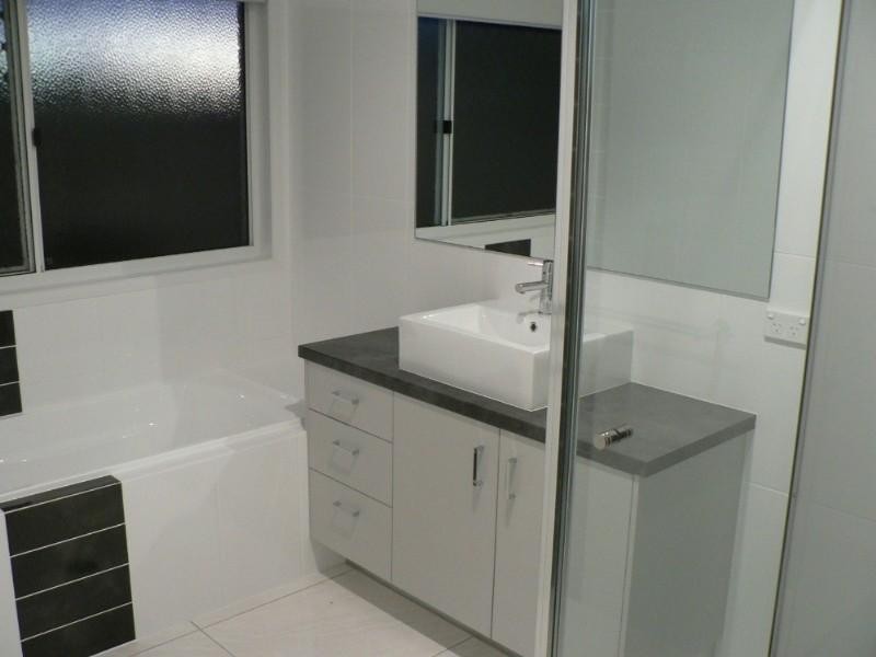 Boyne Island QLD 4680