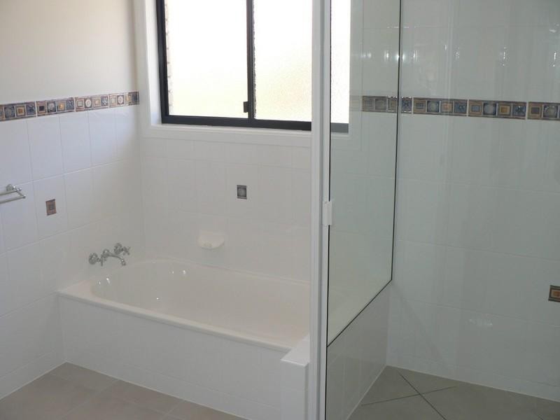 Boyne Island QLD 4680