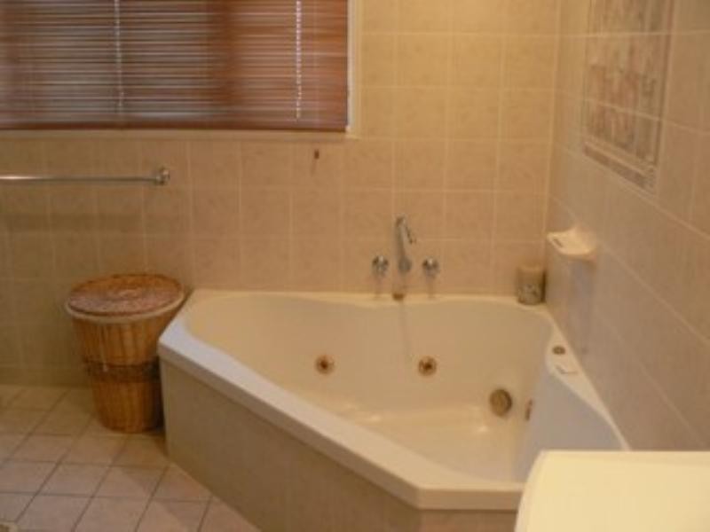 Boyne Island QLD 4680