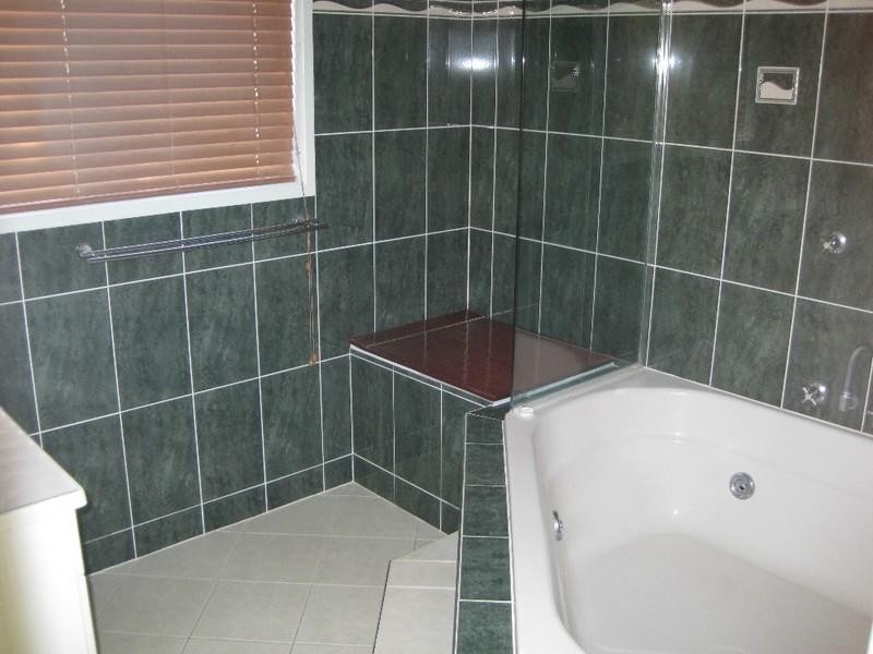 Boyne Island QLD 4680