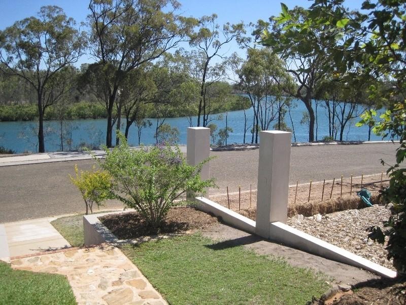 29 Tarcoola Drive, Boyne Island QLD 4680