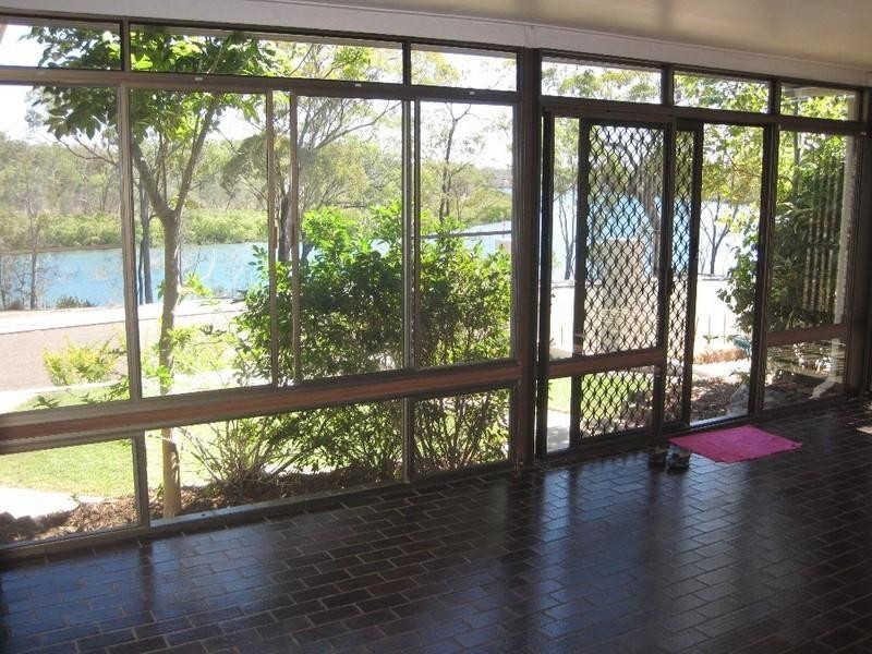 29 Tarcoola Drive, Boyne Island QLD 4680