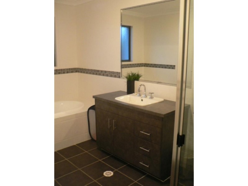 Boyne Island QLD 4680