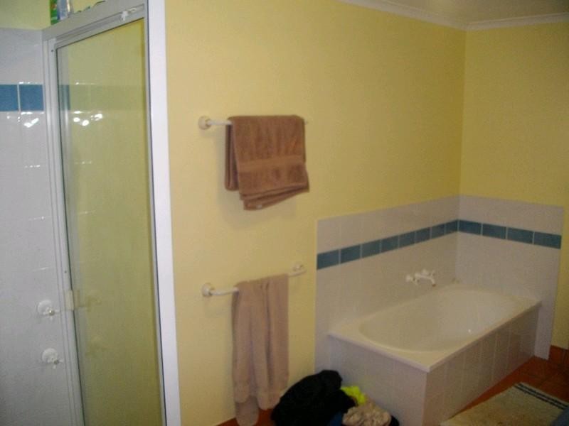 Boyne Island QLD 4680