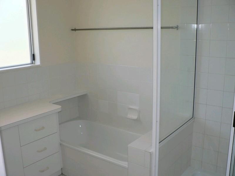 Boyne Island QLD 4680