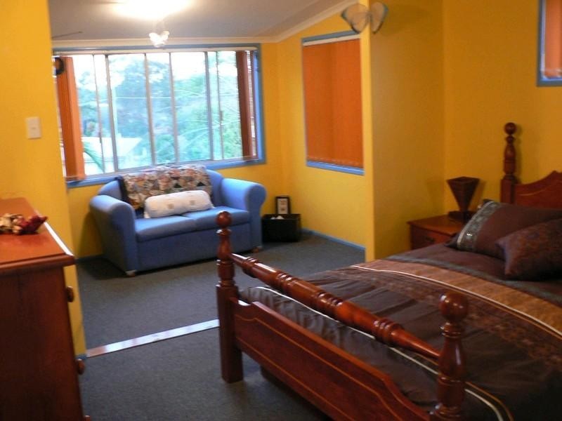 Boyne Island QLD 4680