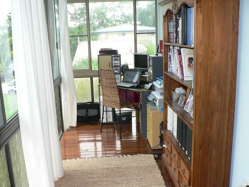 Boyne Island QLD 4680