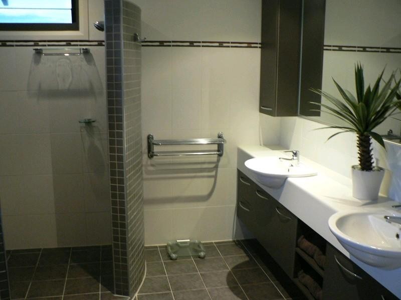 Boyne Island QLD 4680