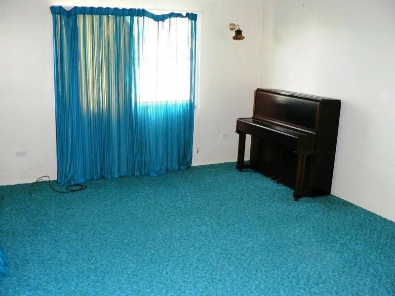 Boyne Island QLD 4680