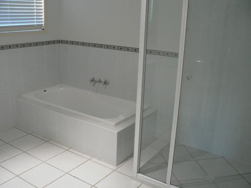 Boyne Island QLD 4680