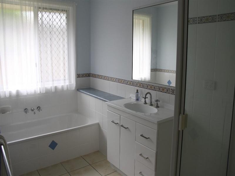 Boyne Island QLD 4680