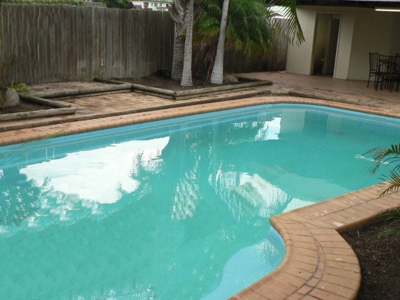 Boyne Island QLD 4680