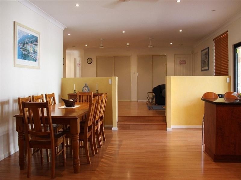 10 Lighthouse Drive, Boyne Island QLD 4680