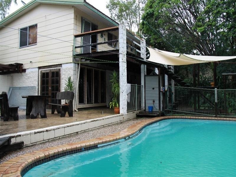 Boyne Island QLD 4680