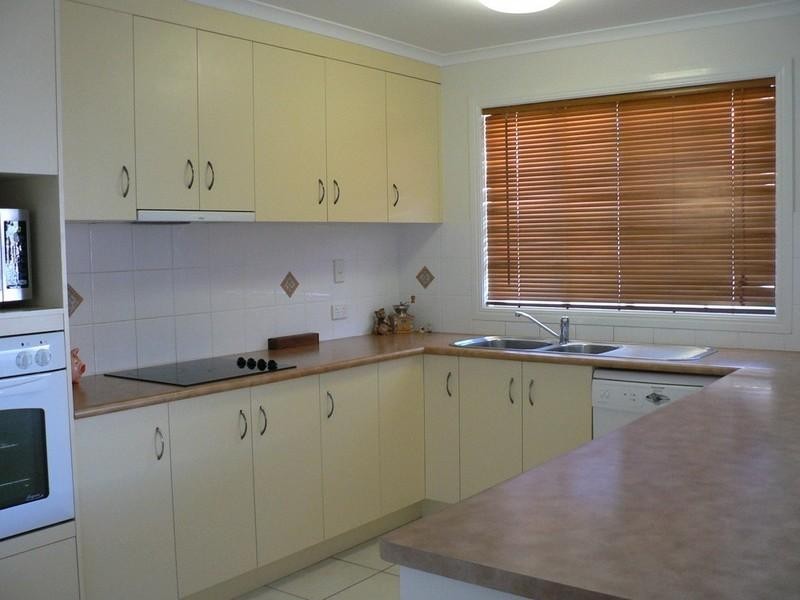 11 Lomandra Street, Boyne Island QLD 4680