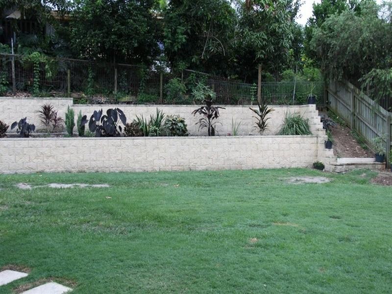 Boyne Island QLD 4680