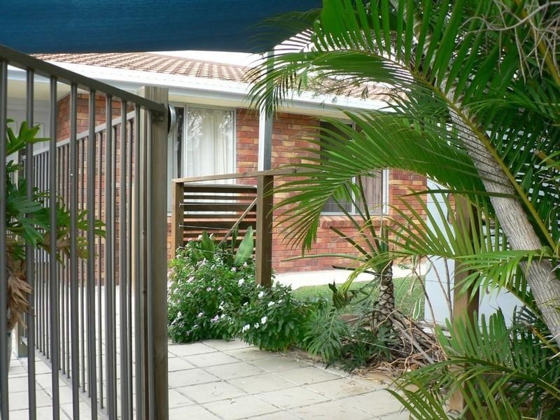 2 Onslow Street, Tannum Sands QLD 4680