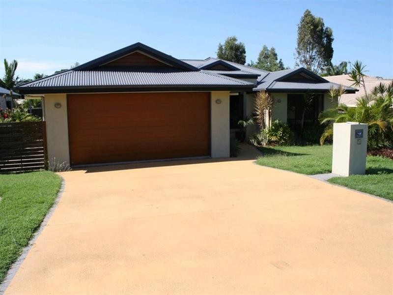 6 Riverside Drive, Tannum Sands QLD 4680