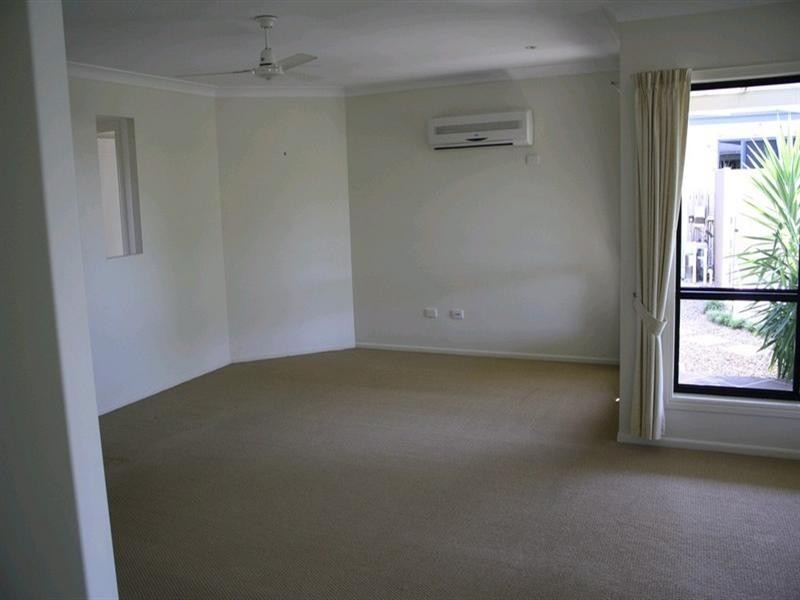 6 Riverside Drive, Tannum Sands QLD 4680