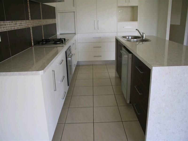 6 Riverside Drive, Tannum Sands QLD 4680