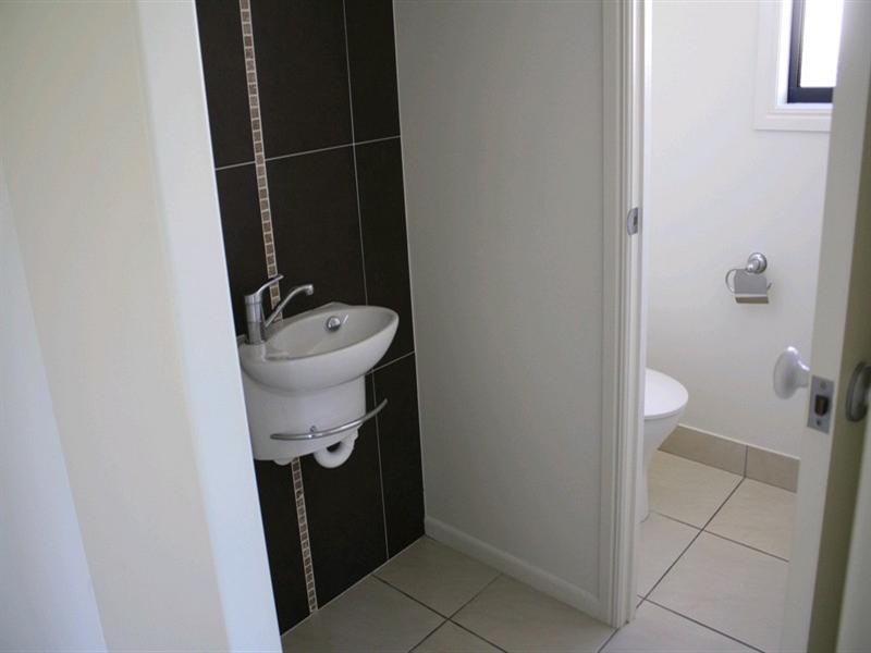 6 Riverside Drive, Tannum Sands QLD 4680