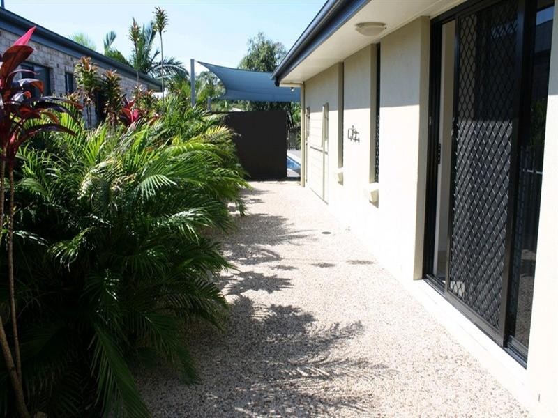 6 Riverside Drive, Tannum Sands QLD 4680