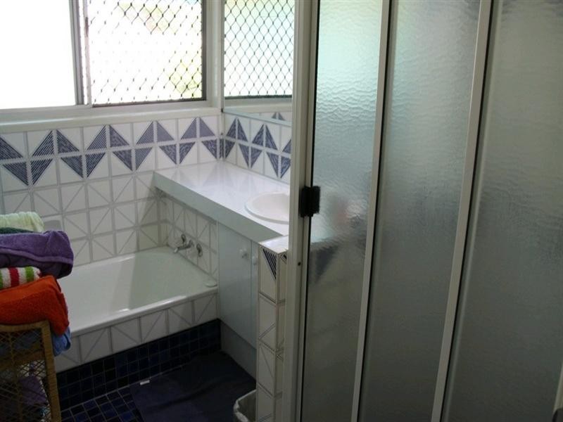 93 Booth Avenue, Tannum Sands QLD 4680