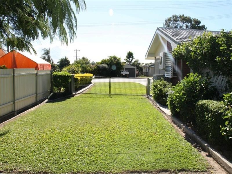 93 Booth Avenue, Tannum Sands QLD 4680