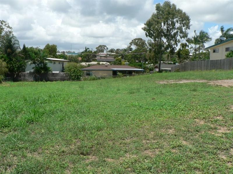 3/ Crest Avenue, Boyne Island QLD 4680