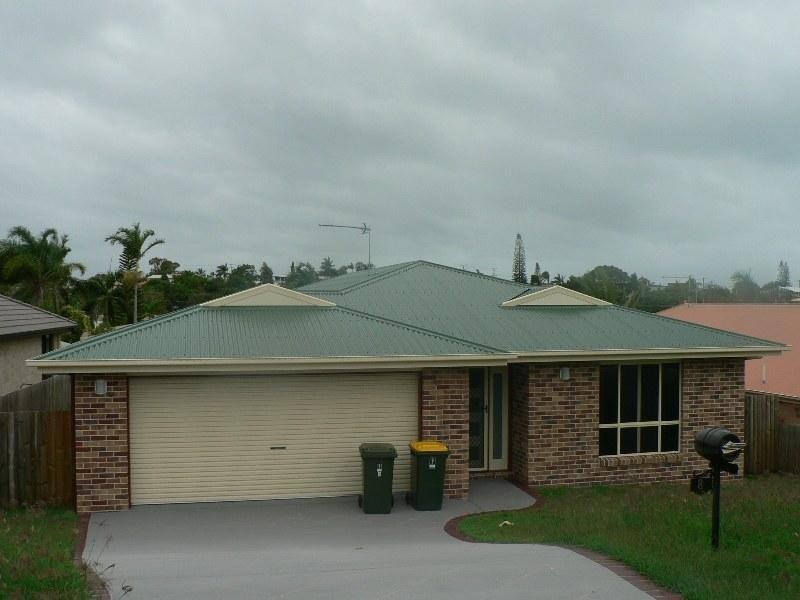 8 Richard Street, Boyne Island QLD 4680