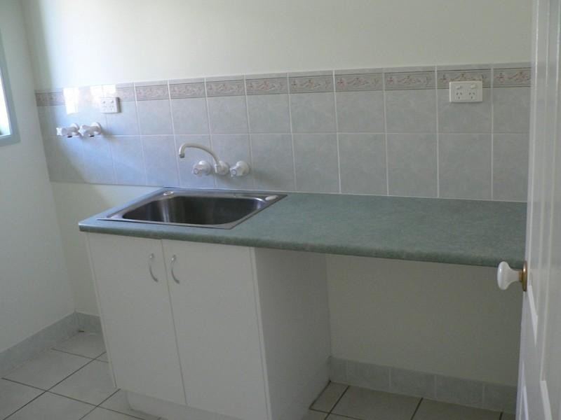 31 Geoffrey Thomas Drive, Tannum Sands QLD 4680