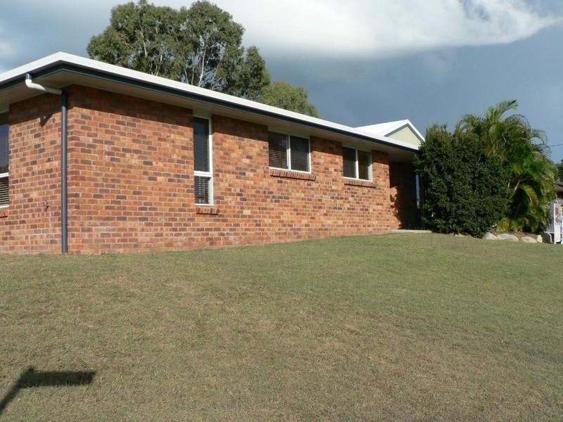31 Geoffrey Thomas Drive, Tannum Sands QLD 4680
