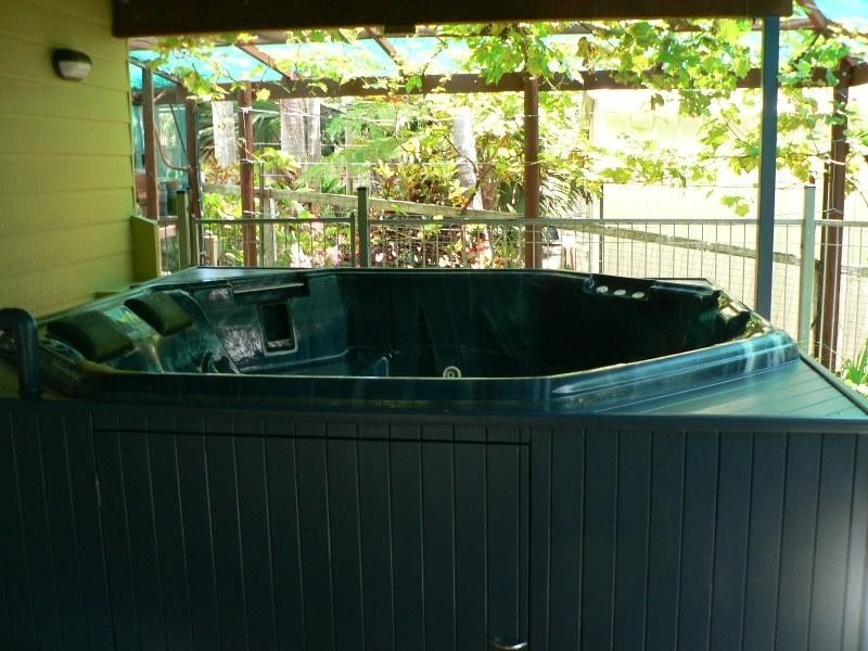 13 Alfred Street, Tannum Sands QLD 4680