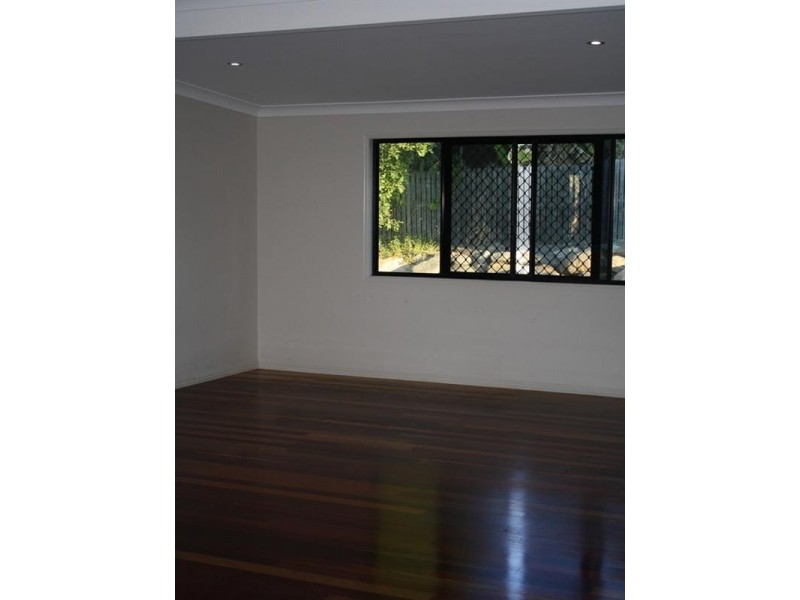 17 Davina Street, Boyne Island QLD 4680
