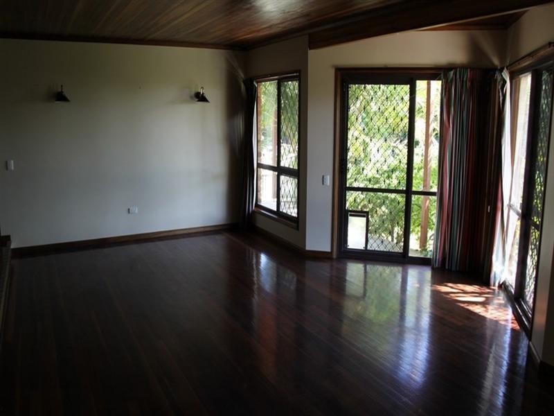 60 Booth Avenue, Tannum Sands QLD 4680