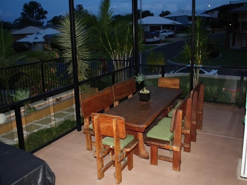 10 Lighthouse Drive, Boyne Island QLD 4680