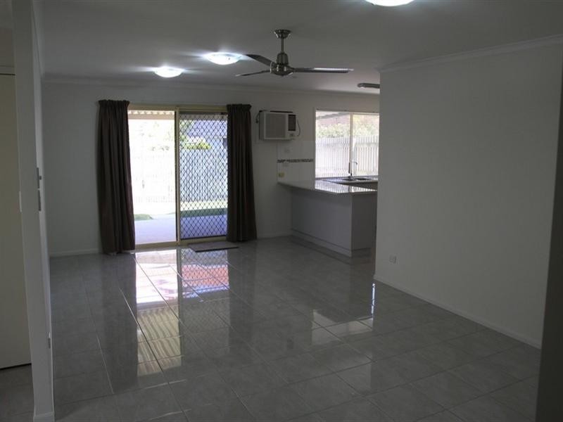 1/61 Langdon Street, Tannum Sands QLD 4680