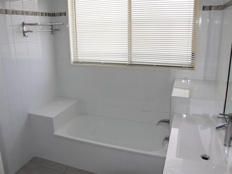 1/61 Langdon Street, Tannum Sands QLD 4680