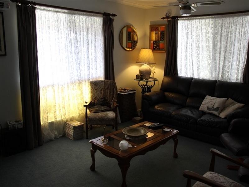 25 Alexander Street, Boyne Island QLD 4680